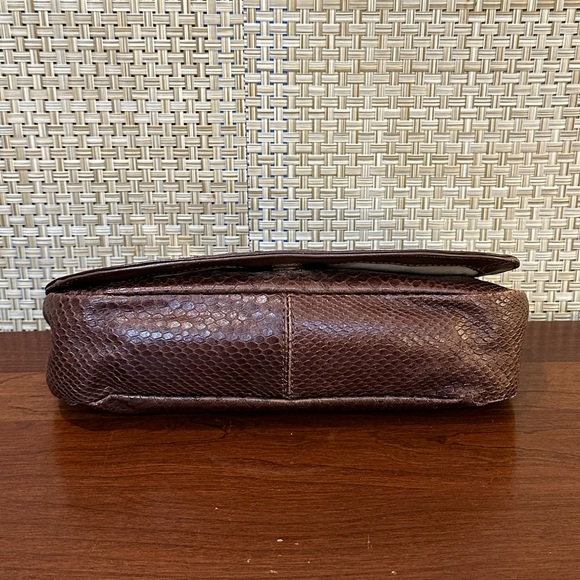 🌟HP🌟VTG 1990s Cole Haan Brown Reptile Embossed Leather Convertible Messenger - Picture 15 of 16